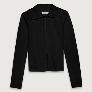 NWT OAK & FORT COLLARED ZIP TOP IN BLACK